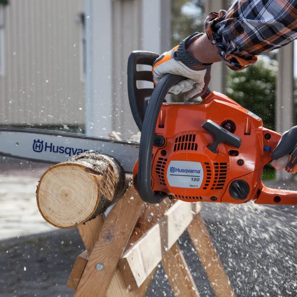 TRONCONNEUSE HUSQVARNA 120II-1